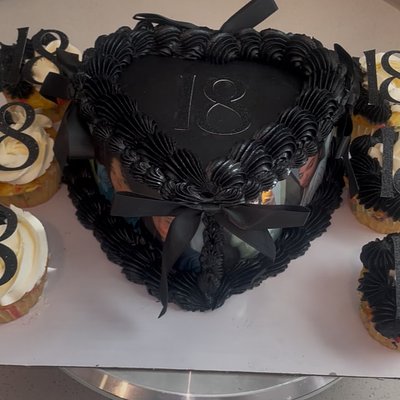 6” Two Layer Heart Kake