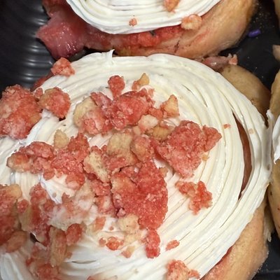 Strawberry Crunch Roll