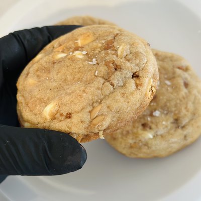 Stuffed Biscoff Cookie