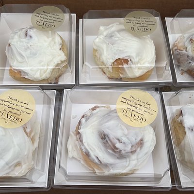 Cinnamon Roll (single)
