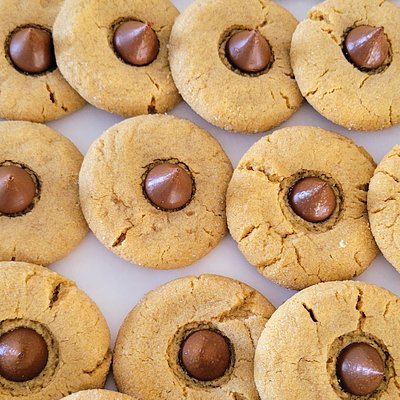 Peanutbutter Blossom Cookies 