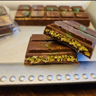 Chocolate Pistachio Kataifi Bar - Regular Size