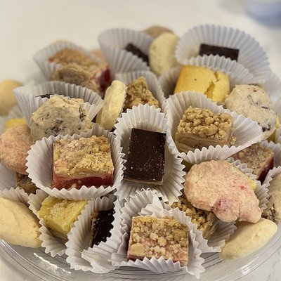 Party Tray For 10-15 People 