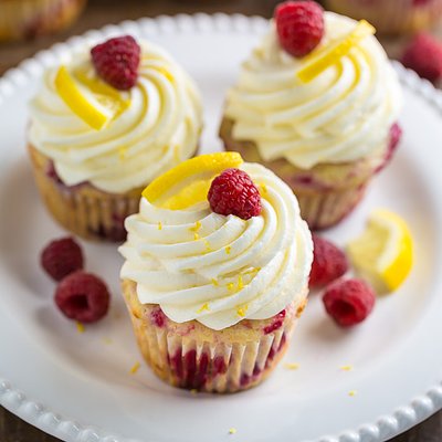 Lemon Raspberry Crunch Cupcakes
