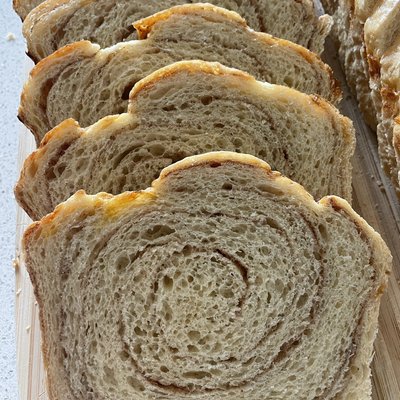 Sandwich Cinnamon Swirl 