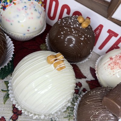 Hot Cocoa Spheres 🍫☕️❄️