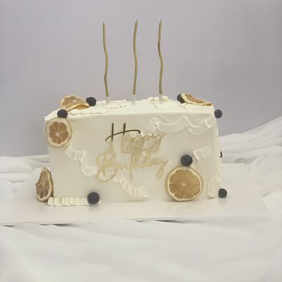 The Small Table Scape (serves 10-14)