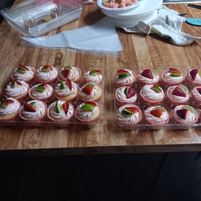 Alcohol Infused Cupcakes - 21+