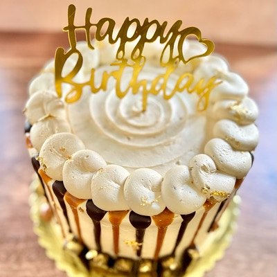 Cake, 8” Specialty