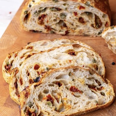 Organic Sun Dried Tomato Basil Sourdough