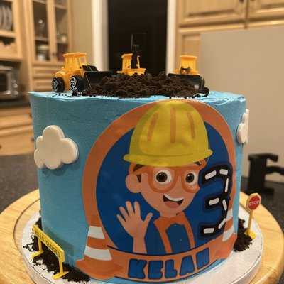 8inch 3 Layer Custom Cake