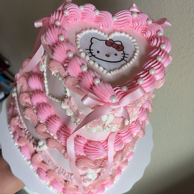 2 Tier Heart Cake (30-50 Servings) 