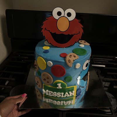 8” Custom Cake 3 Layers Feeds 30ppl