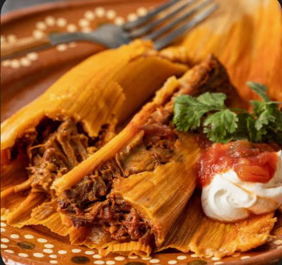 1 Dozen Handmade Chicken Tamales In Salsa Roja