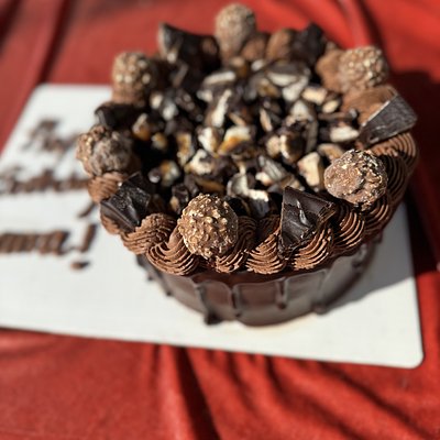 Ferror Rocher / Midnight Snickers  