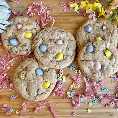 Limited Time: Cadbury Egg Cookies 