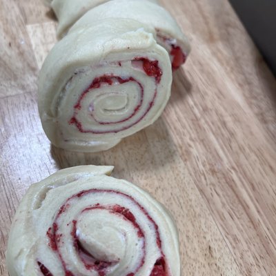 Strawberry Sweet Rolls