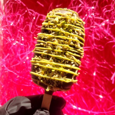 Dubai Cake Sicle