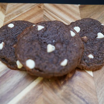 Black And White Mocha - Large Bakery Style