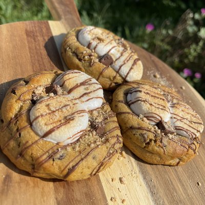 Half Dozen Cozy Pumpkin S’more Cookies