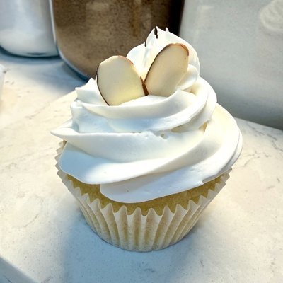 Gourmet Cupcakes 1 Dozen