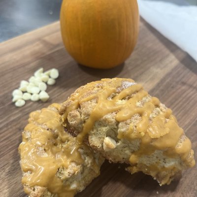 Pumpkin Scones (6 Pack) 