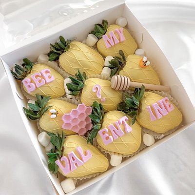 Bee My Valentine Berries 