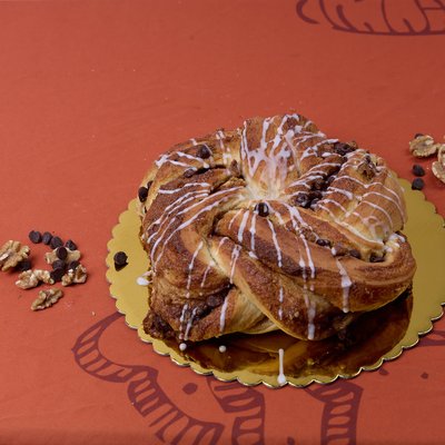 Walnut Chocolate Chip Tea Ring (Serves 8-10)
