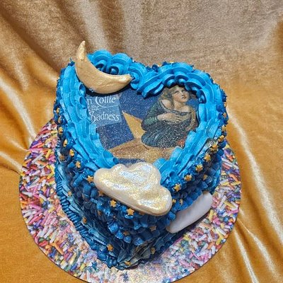 8” 2 Layer Heart cake 