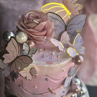 6 Inch Round Cakes 