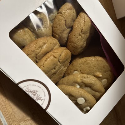 White Chocolate Cookies 