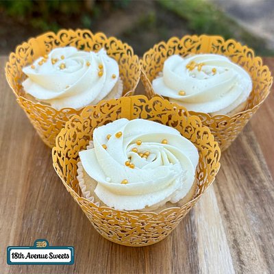Vanilla Cupcakes (per dozen)