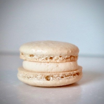 Vanilla Almond Macaron