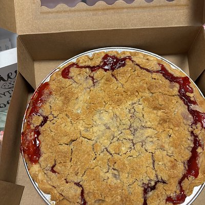 Cherry Crumb Pie