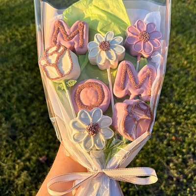 Mothers Day Bouquet/Pops 