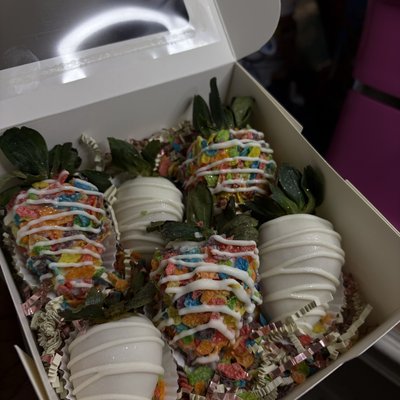 6 Count Strawberries 