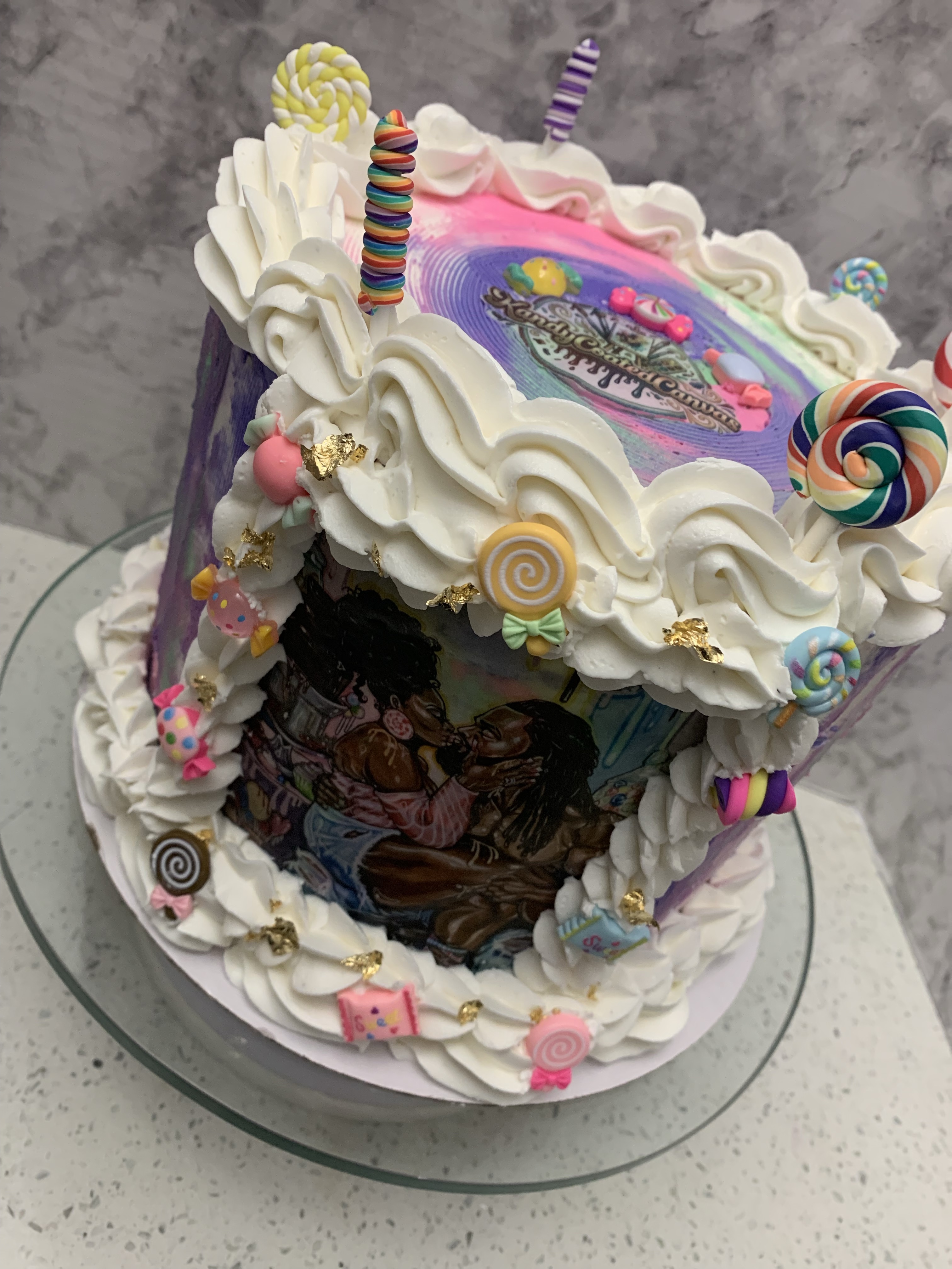 Custom Cakes 