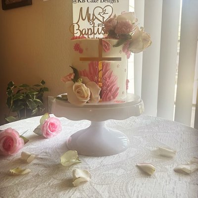 6” 3 Layers Custom cake (18+ Servings)