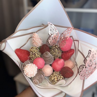 Strawberry Bouquets 
