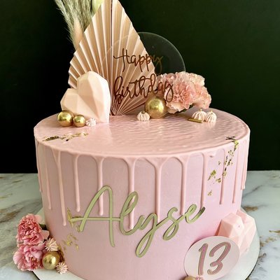 10” Cakes
