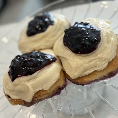 Blueberry Lemon Sweet Roll (Pack Of 4)