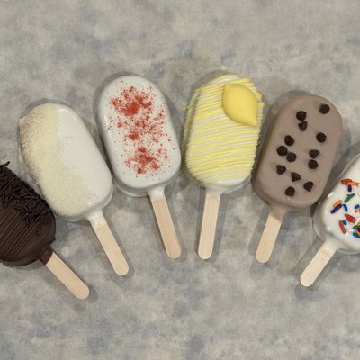 Standard Cakesicles
