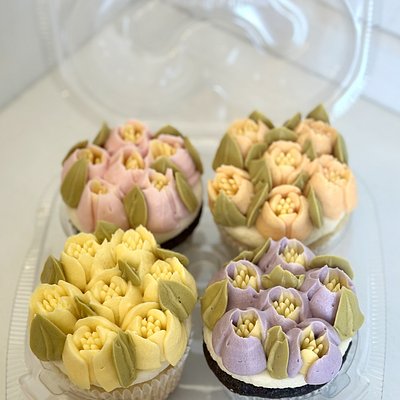 4-Pack Tulip Cupcakes