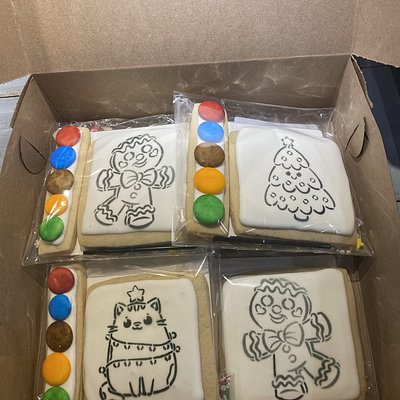 Christmas In July Holiday Helper Preorder!