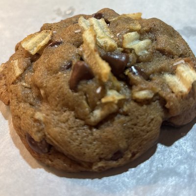 Gourmet Brown Butter Triple Chocolate Chip Cookies & With/Without Potato Chips- (Sold By The Dozen)