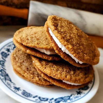 Oatmeal Pies (Half Dozen)