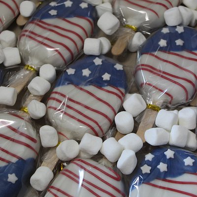 Custom Order Cakesicles 
