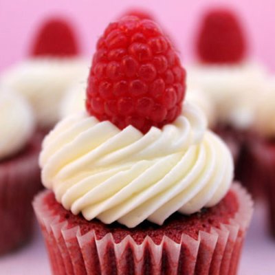 Red Velvet Raspberry Cupcakes 
