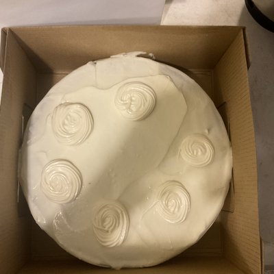 Custom Cakes 