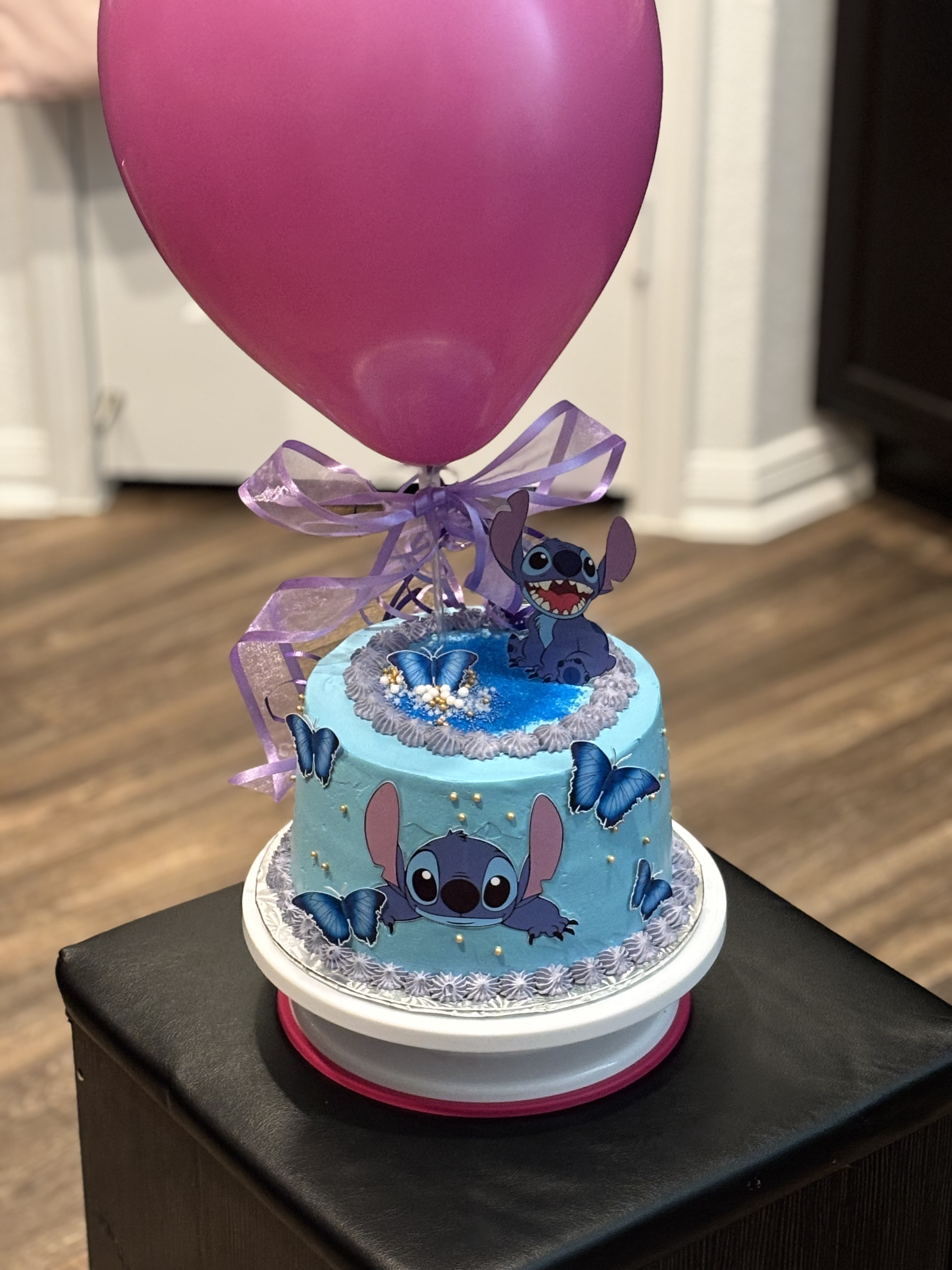Custom 8-9” Cake 